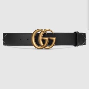 Gucci women’s leather belt size 90